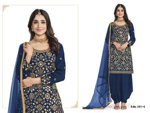 เสื้อผ้าชนเผ่าที่น่าสนใจผ้าไหมแท้ salwar kameez พร้อม dupatta ที่มีกระจกและเย็บปักถักร้อยผู้ผลิตงาน surat - Product Image 4