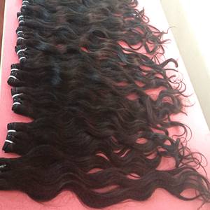 Extensions de tissage de cheveux Remy vierges doux de haute qualité Texture indienne ondulée profonde Machine Double trame toutes les couleurs trame appropriée - Product Image 6