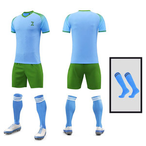 Kit d'uniforme de football personnalisé de dernière conception du fabricant d'usine Premium 100% Polyester léger respirant séchage rapide pour hommes - Product Image 1