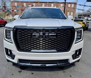 Nuevo GMC Yukon Denali Ultimate Turbo AWD 2024 Blanco con Asientos de Cuero, Arranque Remoto, Rines Cromados R17, Navegación Bluetooth y Tercera Fila de Asientos Euro - Product Image 1