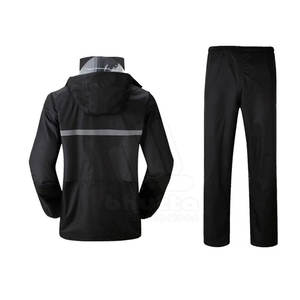 Conjunto de Chaqueta y Pantalones Deportivos Ligeros, Transpirables y Resistentes al Viento con Capucha para Deportes al Aire Libre - Product Image 5