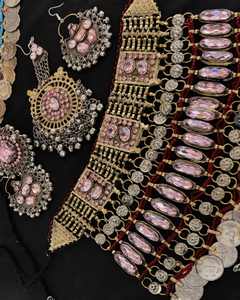 Ensemble ethnique afghan tendance en acier inoxydable pour femmes, charme artisanal pour les cérémonies culturelles, les mariages, les événements festifs, élégant - Product Image 2