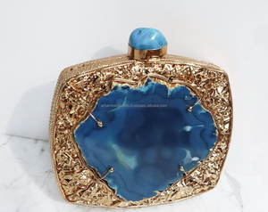 Bolso de mano de nácar Floral de latón hecho a mano para mujer, gran oferta, bolso de mano de mujer de Bahrein DE ARTESANÍA DE LUJO - Product Image 4