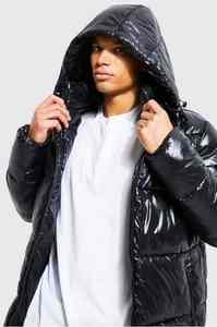 Veste bouffante à capuche avec logo personnalisé en gros pour hommes parka surdimensionné veste bouffante brillante à la mode pour l'hiver au design épais à bulles - Product Image 3