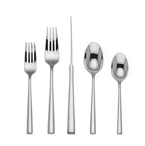 Ensemble de couverts en acier inoxydable Longevity, poignées design, résistant à la rouille et aux taches, qualité supérieure pour les repas quotidiens et les fêtes - Product Image 6