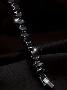 สร้อยข้อมือเพชรโมอิสซาไนต์ทรงมาร์ควิสสีดำ - Product Image 3