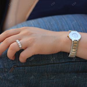 Anillo de Moissanita de Oro de 18K con Diseño de Joyería de Proveedor, Personalizado con 5 Piedras, Claridad VVS, Corte Brillante, Certificado GRA, Anillo de Bodas de Primera Calidad - Product Image 6