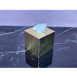 Boîte de papier de soie en laiton pour exportateur indien avec sculptures complexes, parfaite pour les intérieurs élégants, disponible à un prix abordable - Product Image 1