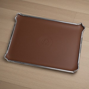 Plateau en cuir cousu à la main avec coins lisses et base ferme idéal pour les salles à manger modernes et la décoration intérieure chic - Product Image 2