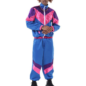 Costume pour homme coupe-vent en polyester léger avec logo personnalisé Survêtement coupe-vent léger avec impression de logo personnalisé - Product Image 1