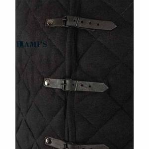 Gambeson en coton rembourré médiéval fait à la main: Manteau d'armure Aketon Gambeson rembourré à la main - Product Image 2
