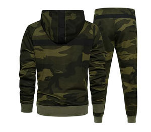 Venta al por mayor camuflaje sudaderas pulóver hombres mujeres prendas de vestir ropa dibujos animados impreso sudaderas con capucha deporte al aire libre chándal - Product Image 2