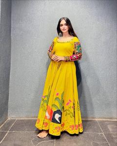 Nuevo Lanzamiento de Ropa Étnica india, estampado Digital de rayón puro con punto de China, Top DE TRABAJO DE ESPEJO Real y Dupatta de seda americana - Product Image 1