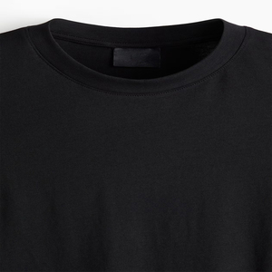 เสื้อยืดผู้ชายคอกลมทรงหลวมผ้าฝ้ายหนานุ่มสำหรับฤดูร้อน ขายส่ง รับสกรีนโลโก้ ไหล่ตก ระบายอากาศได้ดี - Product Image 6