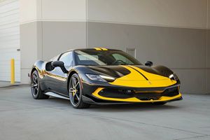 Ferrari 296 GTB Assetto Fiorano 2025, Motor V6 F163 de 3.0 Litros con Doble Turbo, Motor Eléctrico MGU-K - Product Image 2