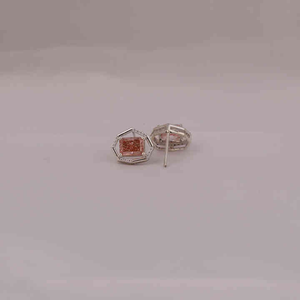 Boucles d'oreilles clous demi-cerceau en or jaune massif 14 carats avec diamants CVD taille octogonale radiant de 4,41 carats au total, cadeau pour femme - Product Image 6