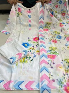 Elegante traje tradicional de lino puro, bellamente elaborado para una gracia y comodidad atemporales - Product Image 6