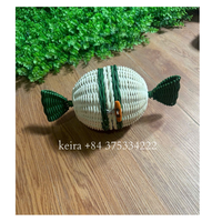 Figurine de renne de Noël en rotin fait à la main artisanat de rotin rustique pour salon et affichage de vacances du Vietnam
