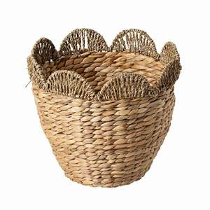 Panier décoratif en jacinthe d'eau éco-responsable pour des espaces de vie organisés avec une texture tissée naturelle - Product Image 1