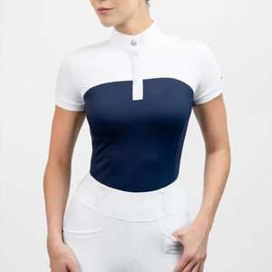 Chemise d'équitation pour femme en tissu doux et respirant, confort durable, aspect élégant et grande flexibilité. - Product Image 1