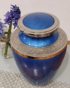 Urnes funéraires modernes faites à la main de la meilleure qualité pour les cendres d'adultes, décoratives, pour hommes et femmes, pour crémation et inhumation. - Product Image 5