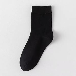 Xiangyi suave peso ligero transpirable Anti olor liso Elite hombres calcetines algodón alta calidad Midi Casual Crew calcetines para hombres - Product Image 6