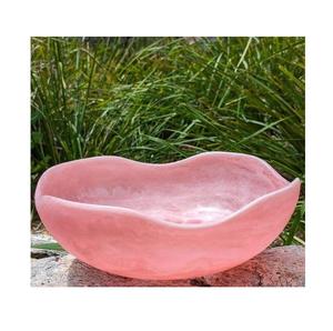 Bol décoratif en résine fait à la main avec finition lisse brillante design moderne élégant parfait pour la table ou la décoration intérieure - Product Image 6