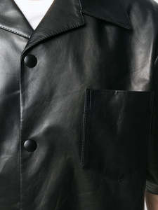 Kivotech เสื้อหนังลำลองสำหรับผู้ชาย, เสื้อมีกระเป๋าระบายอากาศทรงโอเวอร์ไซส์มีซิปติดโลโก้ตามสั่ง - Product Image 4