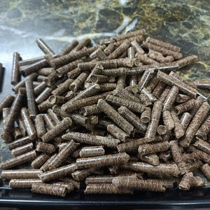 Venta caliente Pellets de madera de pino 6mm A1 y 8mm DIN Plus Europa Pellets de combustible de biomasa de alta calidad para Francia Precio de fábrica al por mayor - Product Image 1