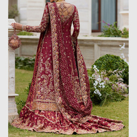 Robe de mariée moderne grande taille en dentelle, style indien/pakistanais, col halter, coupe trapèze – Nouvelle arrivée, best-seller, fortement recommandée