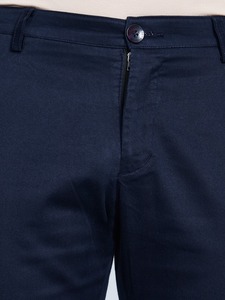 Chinos de algodón 100% para hombre, pantalones formales clásicos Premium, lona ligera para todo el día, comodidad y estilo informal atemporal - Product Image 4