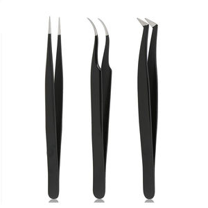 Ensemble de ciseaux à cils et de pincettes à sourcils en acier inoxydable noir avec pointe pointue et logo personnalisable pour la coupe, vente en gros - Product Image 6