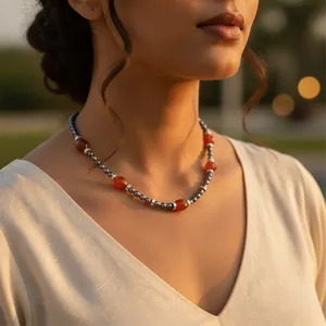 Collier bohème vintage pour femme, classique, perlé, avec pierres principales en agate rouge facettée, quartz, perle et jade - Product Image 2
