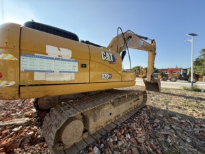 Excavatrice hydraulique sur chenilles Caterpillar 320GX d'occasion de haute qualité - Product Image 4