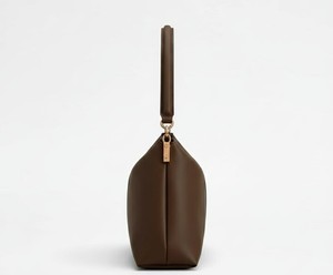 Bolso de Hombro de Cuero Liso Color Chocolate para Mujer, Bolso de Mano Minimalista de Lujo, Estilo Diseñador, Bolso de Mano con Herrajes Dorados - Product Image 3