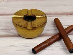 ที่เขี่ยบุหรี่อะลูมิเนียมทำมือแบบกำหนดเอง สำหรับบ้าน โรงแรม ร้านอาหาร ของตกแต่งบาร์ - Product Image 3