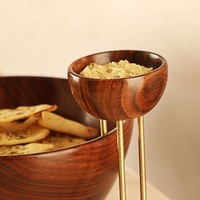 Ensemble de chips et trempette en bois fait à la main avec support élégant en fer doré pour servir des collations apéritifs sauces lors des fêtes