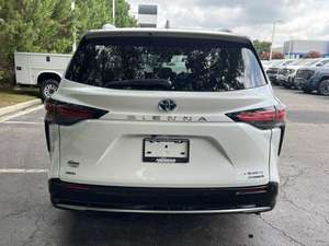 Toyota Sienna Platinum d'occasion 2023 - Product Image 5
