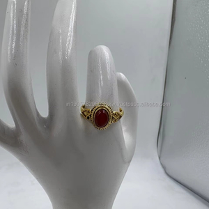 แหวนประดับทองเหลืองชุบทองสไตล์คลาสสิกสำหรับผู้หญิงทนทานต่อการแพ้และไม่เสื่อมเสียสำหรับงานแต่งงาน - Product Image 1