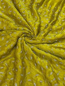 งานผ้าไหมเฟนดี้ ดีไซน์พิเศษ ตัดเย็บเป็นชุดเลเฮนกาสำหรับงานแฟนซี - Product Image 6