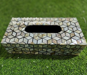 Caja de pañuelos decorativa con diseño de nácar para el hogar o la oficina - Product Image 1