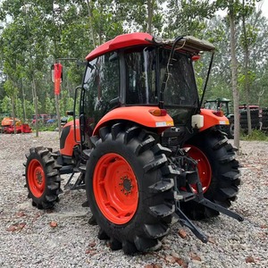รถแทรกเตอร์คูโบต้า M7060 ขับเคลื่อน 4 ล้อ เครื่องยนต์ดีเซล พร้อมที่ตักด้านหน้า รถแทรกเตอร์สำหรับงานเกษตร ขายพร้อมเครื่องยนต์ประสิทธิภาพสูง - Product Image 3
