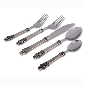 Juego de cuchara de servicio chapada en plata de acero inoxidable, con mango redondo único de madera y resina, diseño moderno, juego de cuchara de alta calidad - Product Image 4