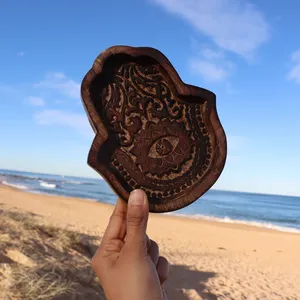 Soporte de incienso de mal de ojo hecho a mano, diseño de mano Hamsa, mango de madera, Sándalo, protección de cono, hogar, oficina, decorativo, venta al por mayor - Product Image 3