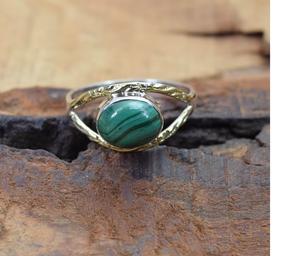 Élégante bague de créateur en malachite verte 925 en argent sterling avec pierres précieuses en laiton pour femme - Product Image 2