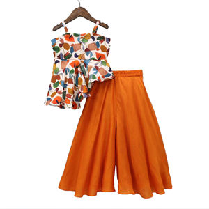 Conjunto de Túnica Asimétrica Floral y Pantalones Palazzo de Pierna Ancha para Niñas de Shoryam Fashion |   Ropa Tradicional India para Fiestas Infantiles, Traje Étnico Festivo - Product Image 2