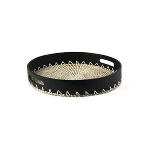 Bandeja redonda grande para servir alimentos en hierro y ratán con revestimiento de polvo negro perfecta para uso en hoteles y hogares - Product Image 1