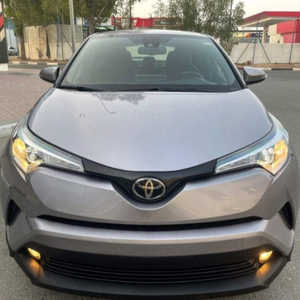 Utilisé pour C-HR 2018 SUV AWD Sièges en cuir ACC Automatique 5 places Phares LED Toit ouvrant Transmission automatique Intérieur foncé - Product Image 1