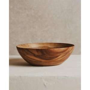 Cuencos compactos de madera diseñados para pequeñas porciones de salsas o condimentos en cenas. - Product Image 4