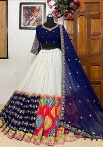 Dernier modèle de Lehenga Choli en Georgette lourde avec broderie et travail de miroir réel, spécial Navratri, et dupatta en dentelle fait main - Product Image 5